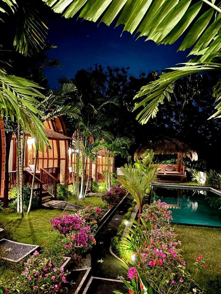 Uluwatu Sunrise Hotel Ungasan Buitenkant foto