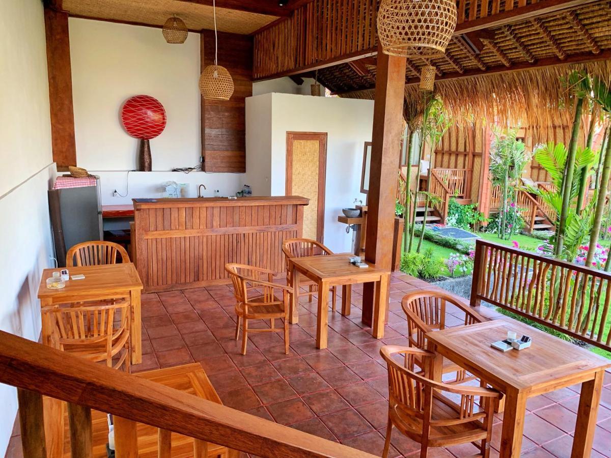 Uluwatu Sunrise Hotel Ungasan Buitenkant foto